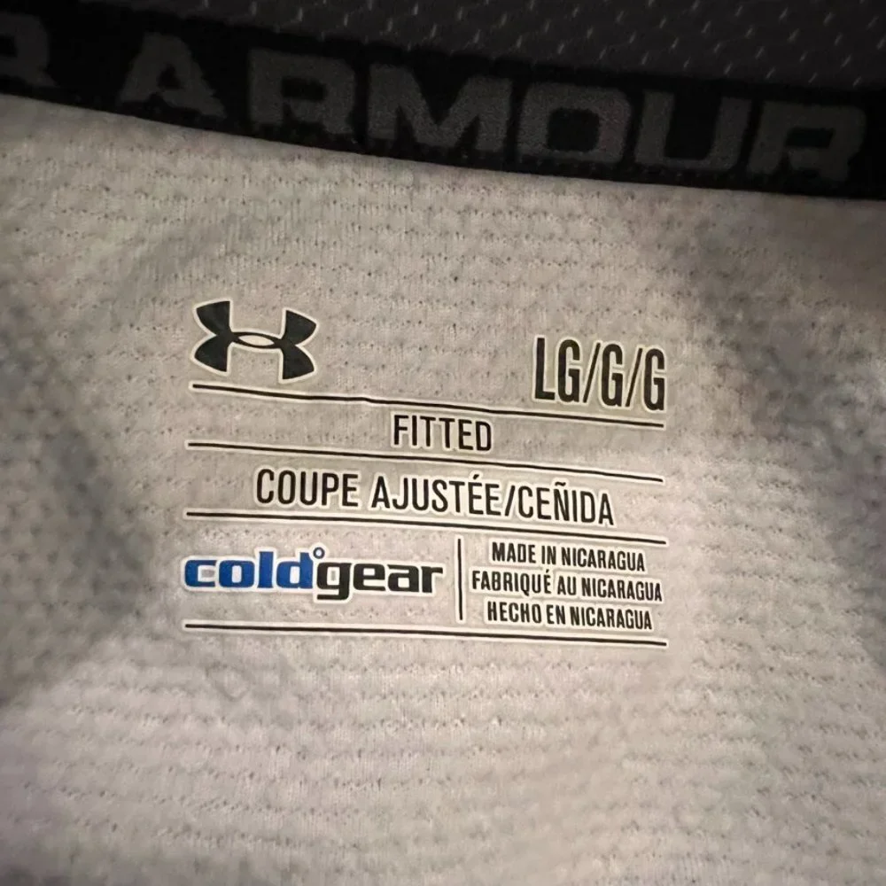 Gray Under Armour Men's Quarter Zip Pullover Size Large
